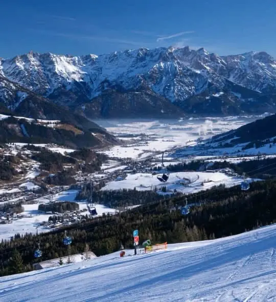Ski resort Saalbach Hinterglemm in winter