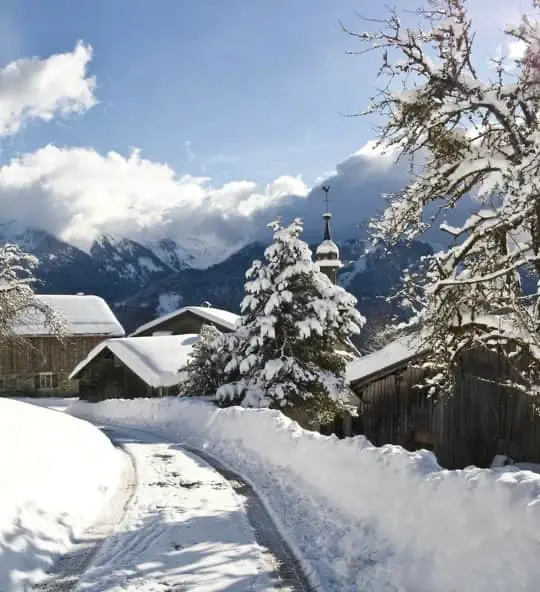 Ski resort Samoëns in winter
