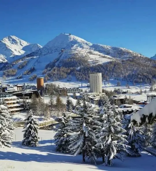 Skigebiet Sestrière im Winter