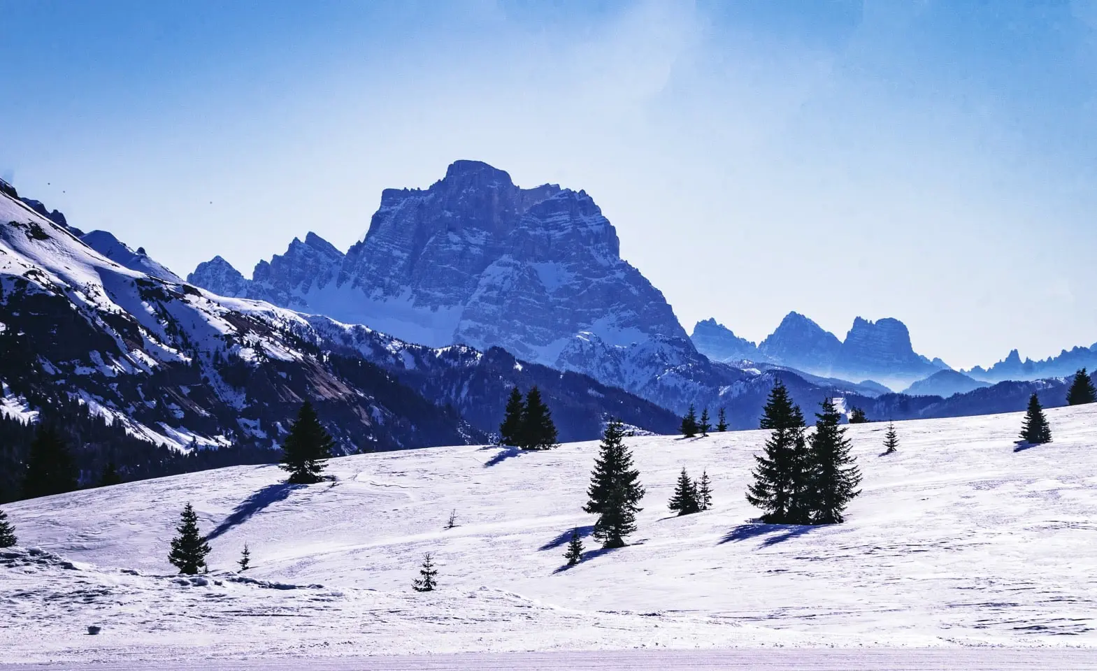 Ski lessons Corvara