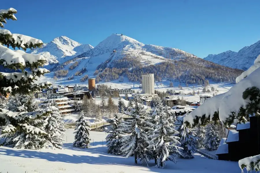 Ski lessons Sestrière